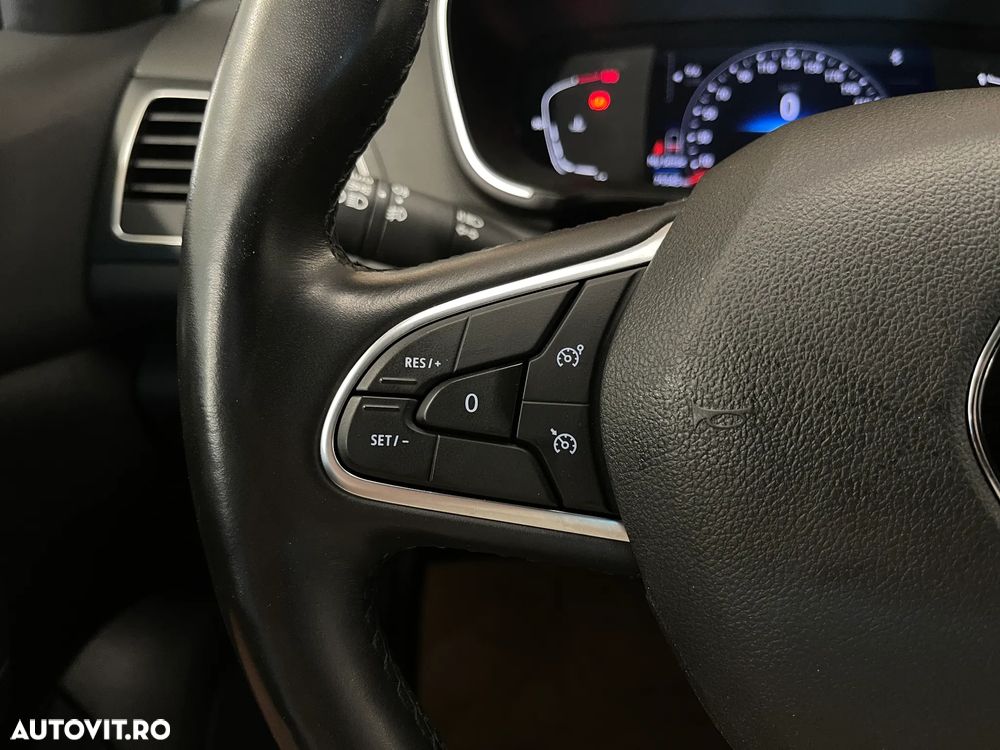 Renault Megane TCe 140 EDC GPF Techno - 21