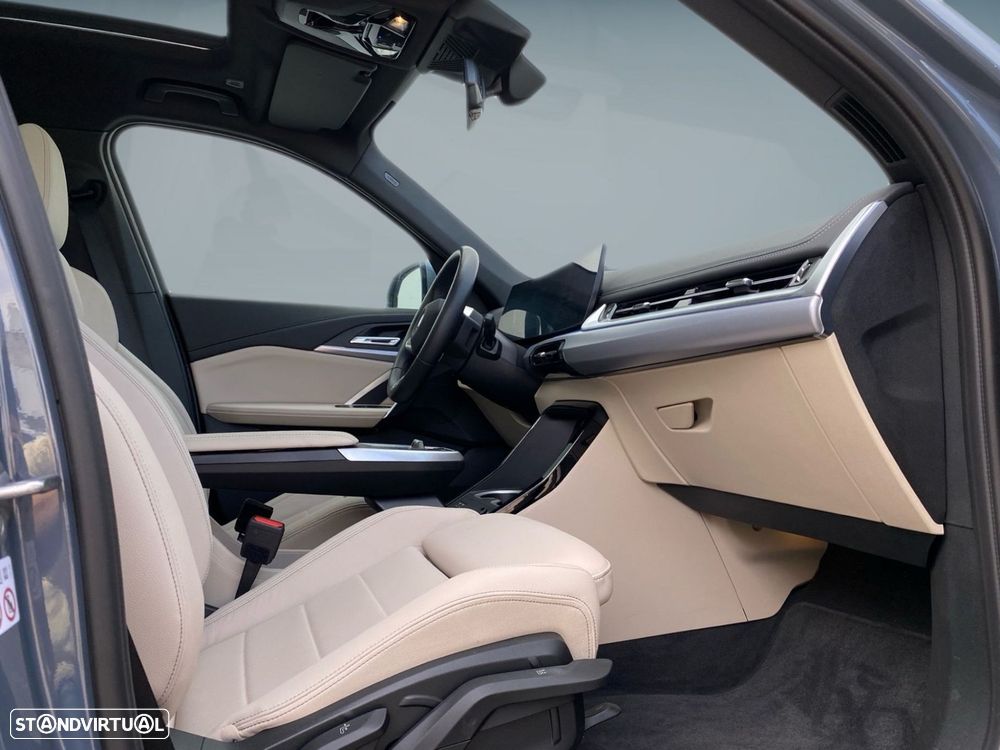 BMW iX1 xDrive30 Pack Desportivo M - 19