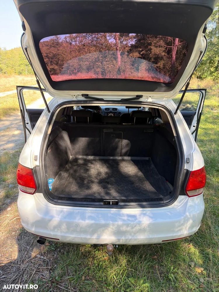 Volkswagen Golf - 9