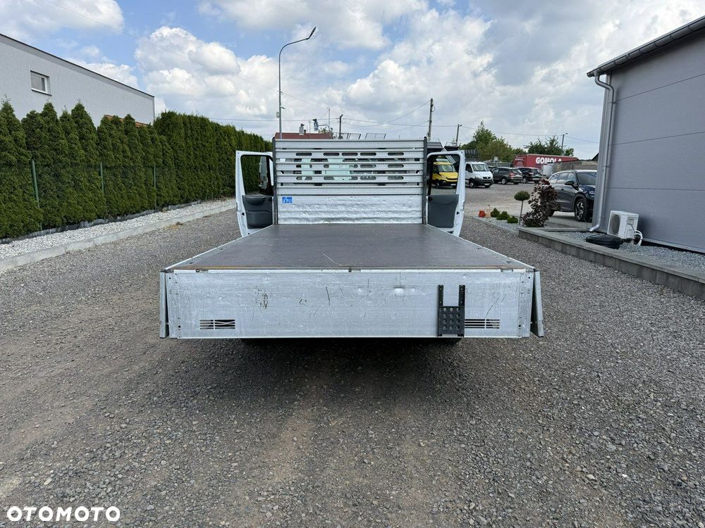 Ford Transit - 19