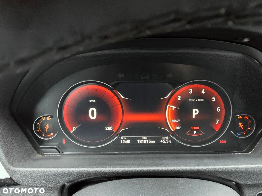 BMW Seria 3 318i Edition M Sport Shadow - 24