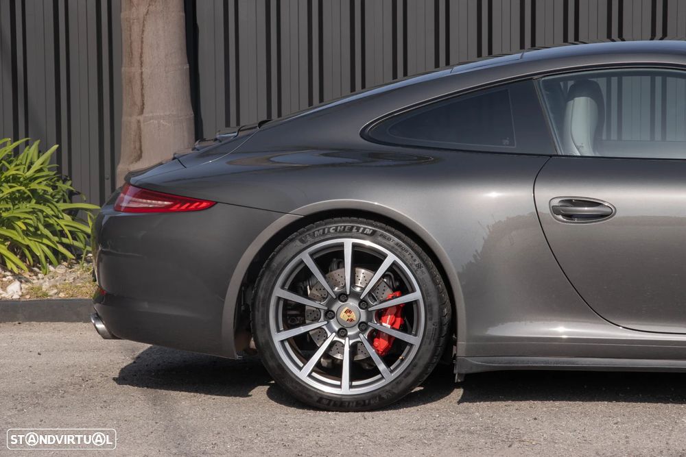 Porsche 911 (991) Carrera 4 S PDK - 29