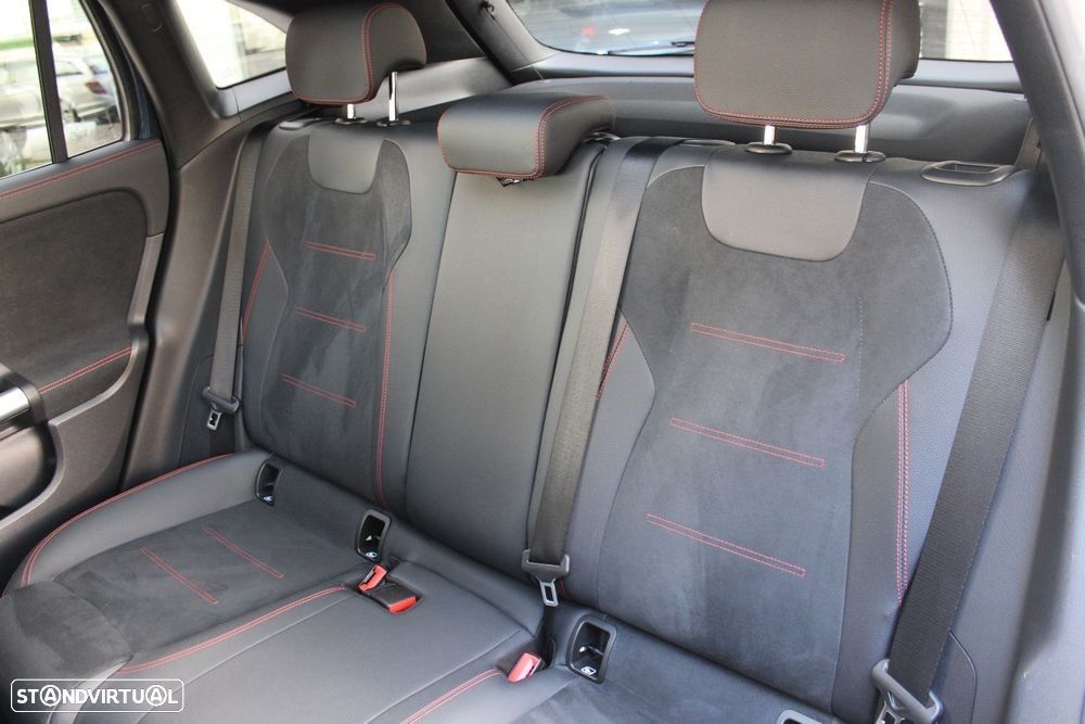 Mercedes-Benz GLA 250 e AMG Line - 22