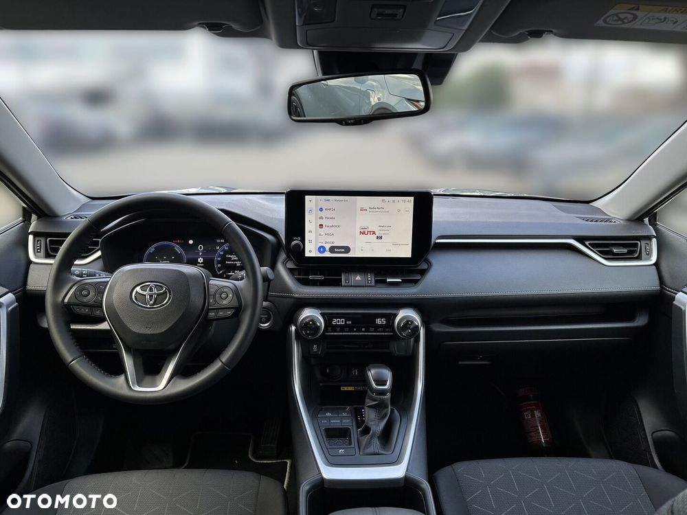 Toyota RAV4 - 9