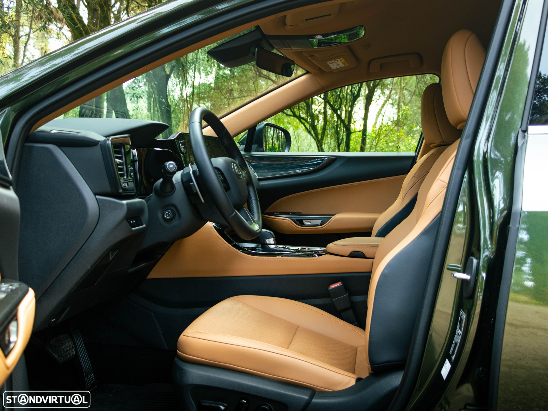 Lexus NX 450h+ - 13