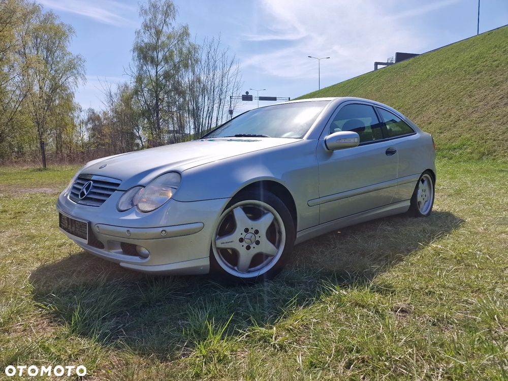 Mercedes-Benz Klasa C 180 Kompressor Sportcoupe - 10