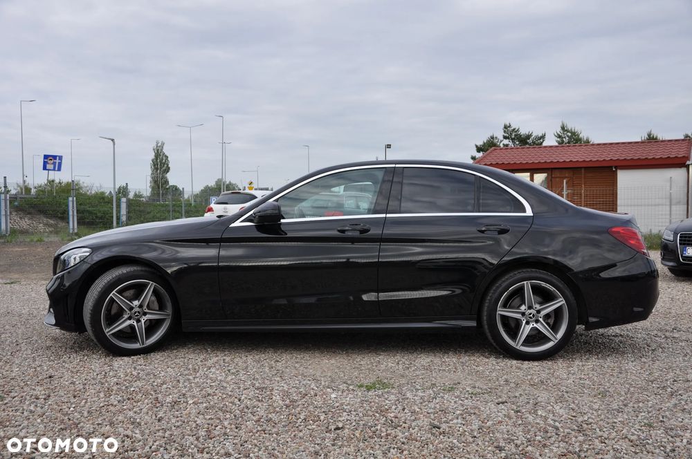 Mercedes-Benz Klasa C 200 4-Matic 9G-TRONIC - 7