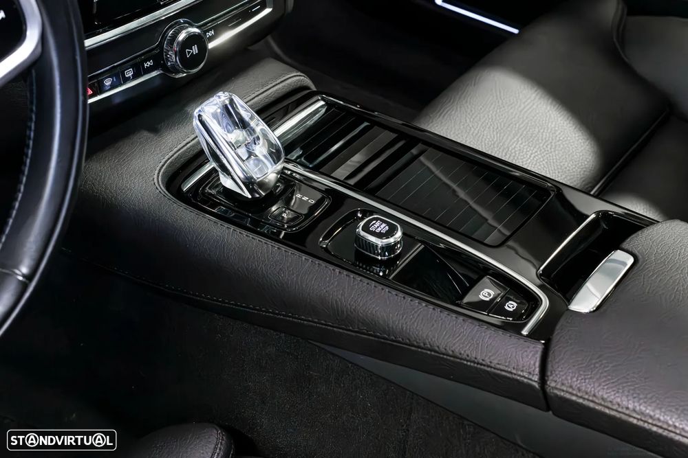 Volvo V90 2.0 T8 PHEV Inscription AWD - 17