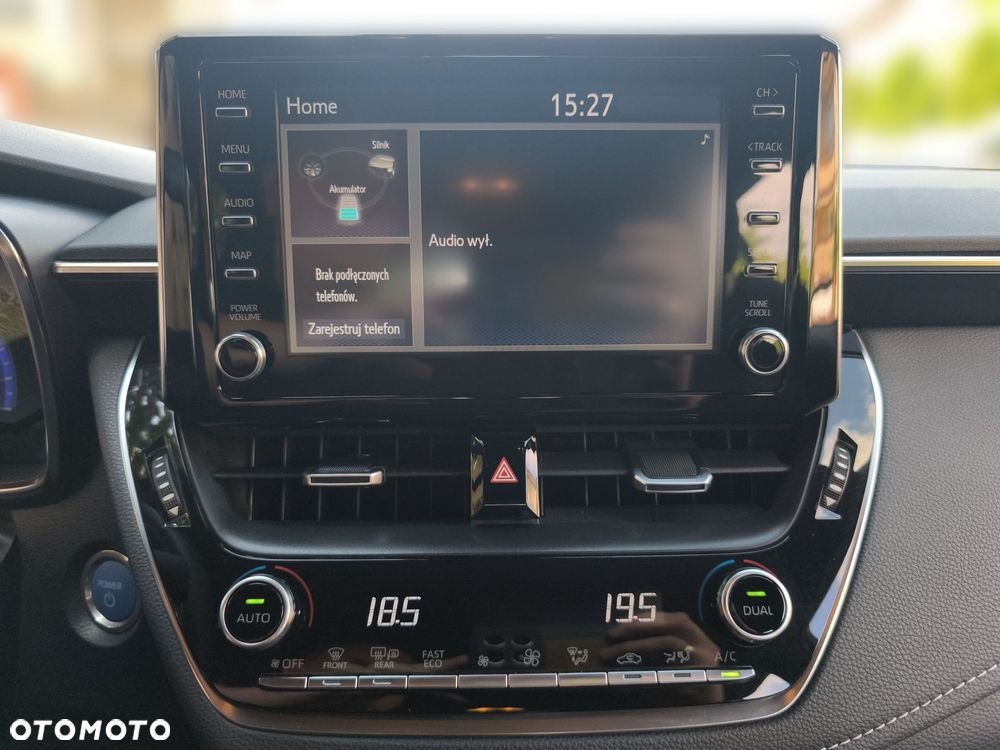 Toyota Corolla 1.8 Hybrid Comfort - 19
