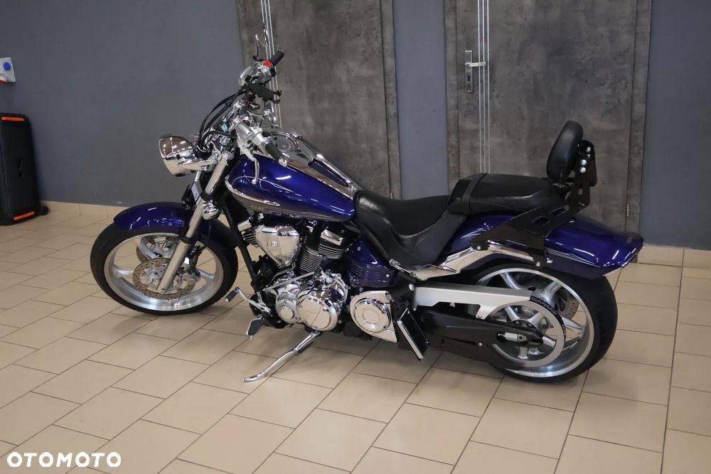 Yamaha XV - 26