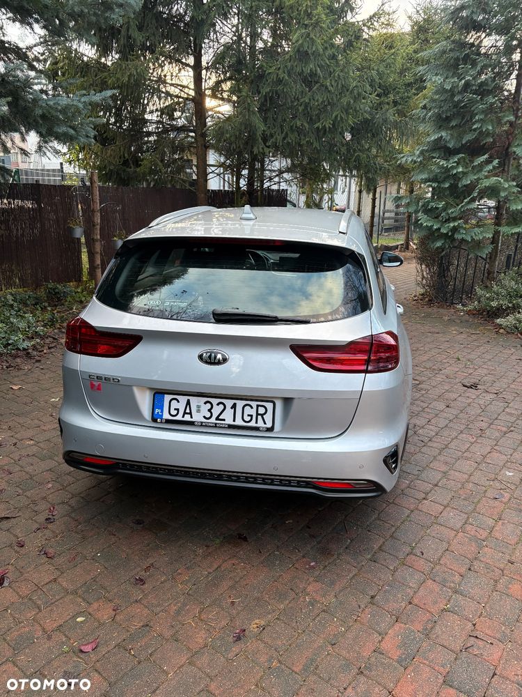 Kia Ceed 1.6 CRDi SCR L - 3