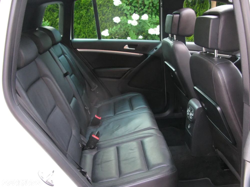 Volkswagen Tiguan 1.4 TSI Perfectline R-Style - 30