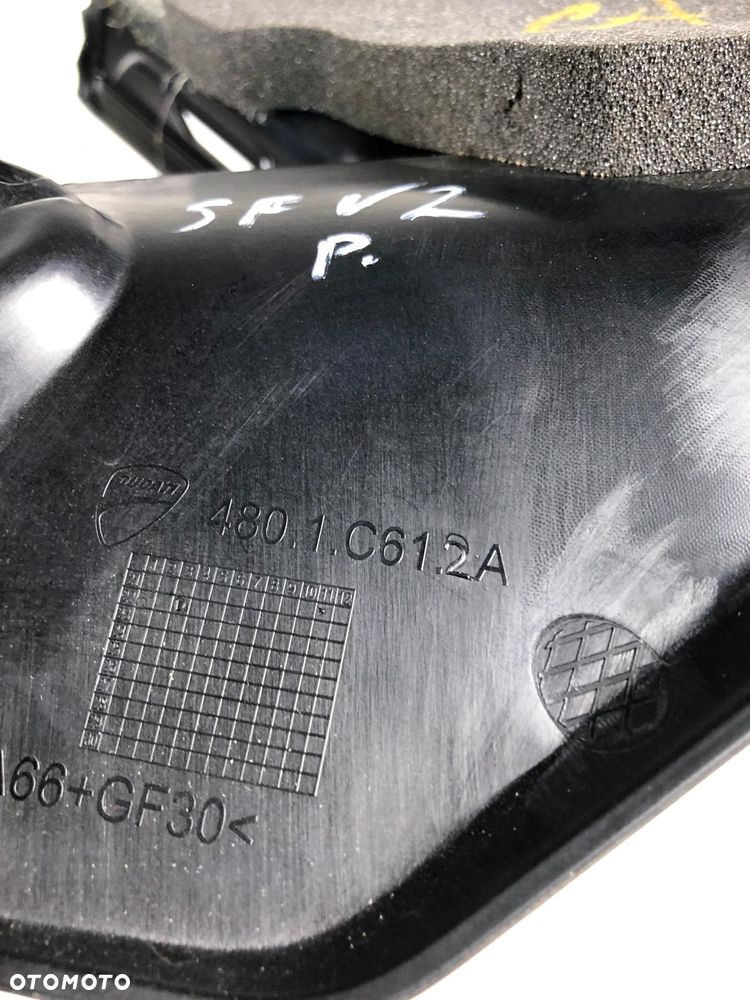 Ducati Streetfighter V2 Wypełnienie Bok Osłona - 9