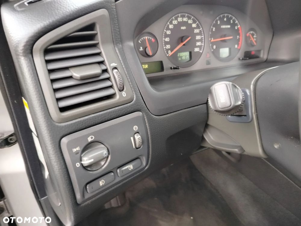 Volvo V70 - 30