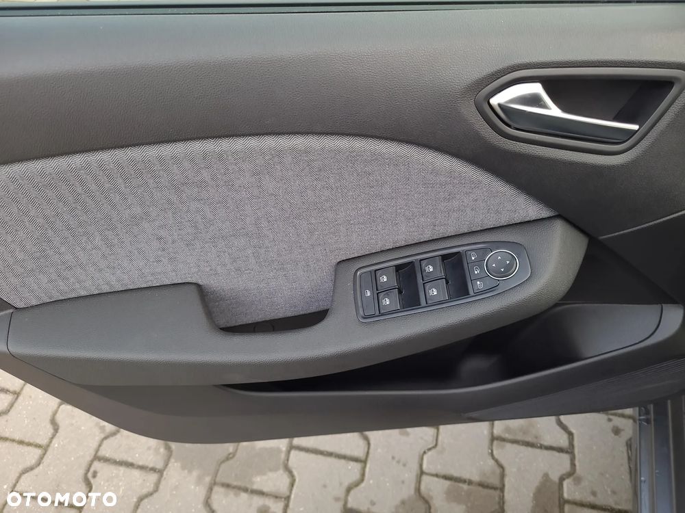 Renault Clio 1.0 TCe Techno - 10