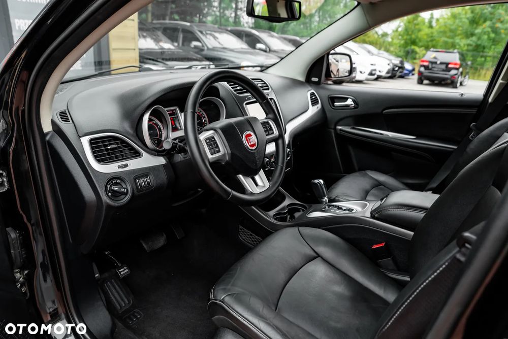Fiat Freemont 3.6 V6 Lounge - 17