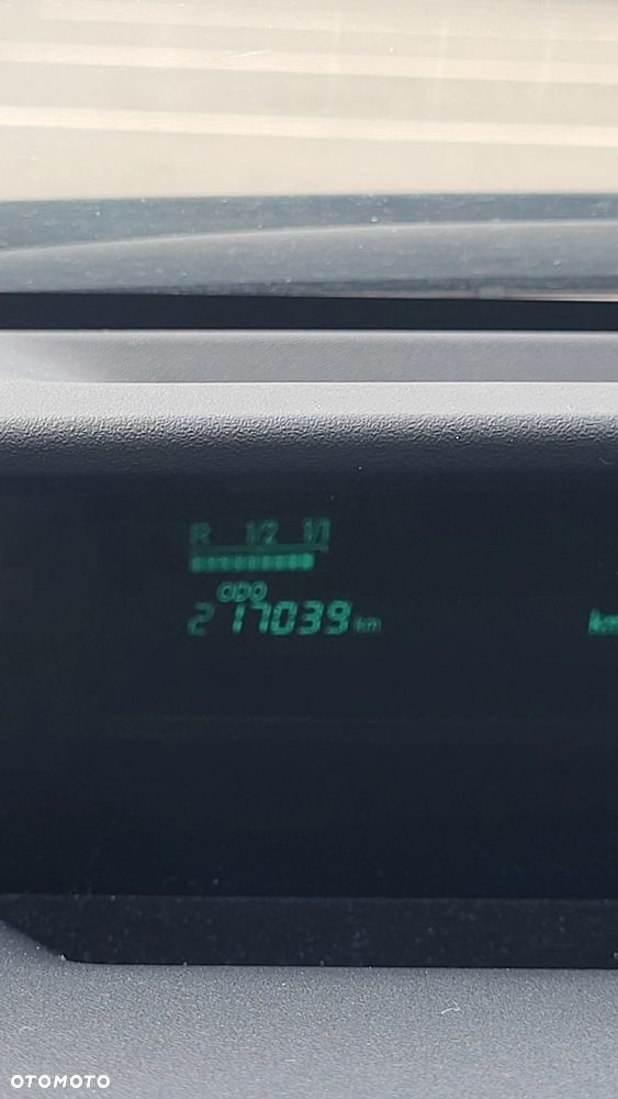 Toyota Prius 1.5 VVT-i Sol - 7