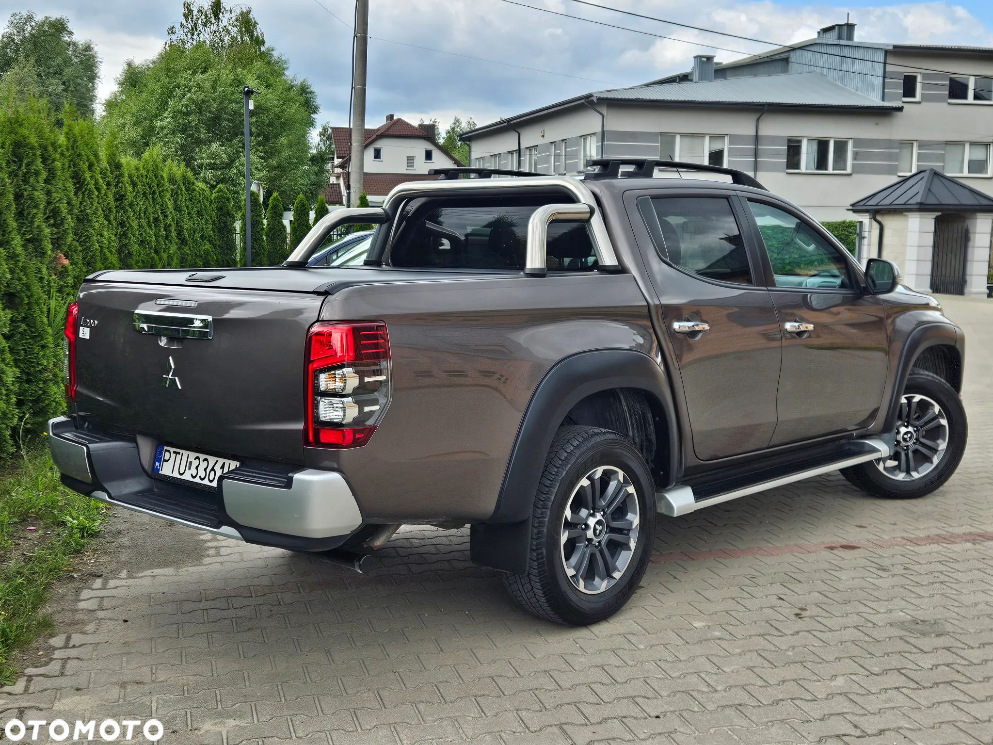 Mitsubishi L200 2.2 d DC Instyle Plus - 37