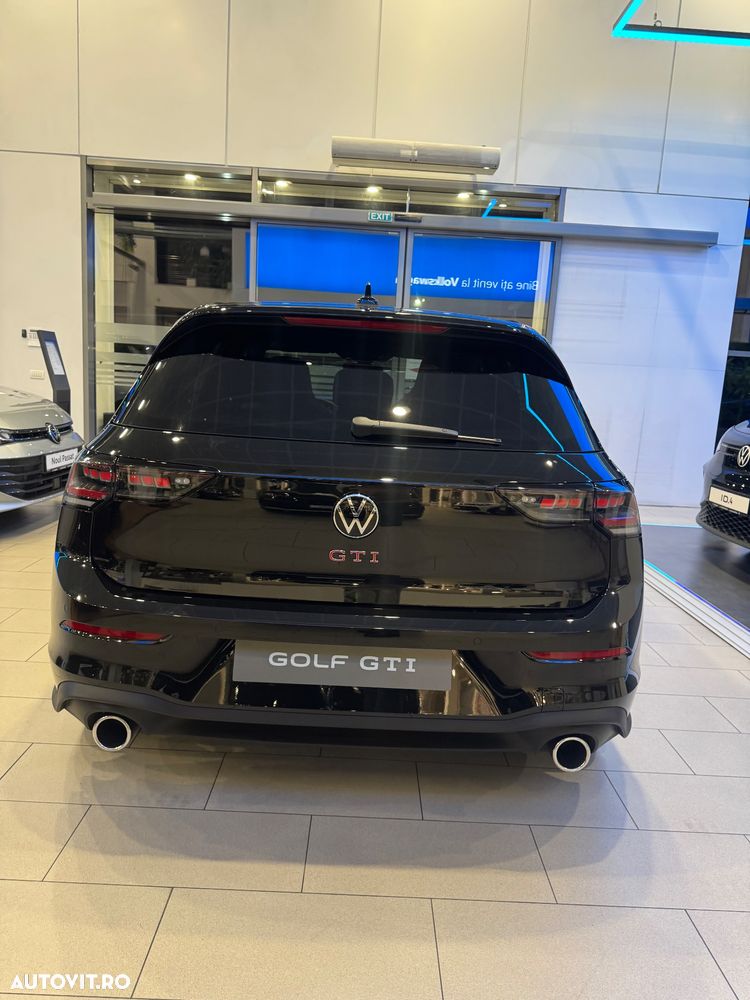 Volkswagen Golf GTI - 4