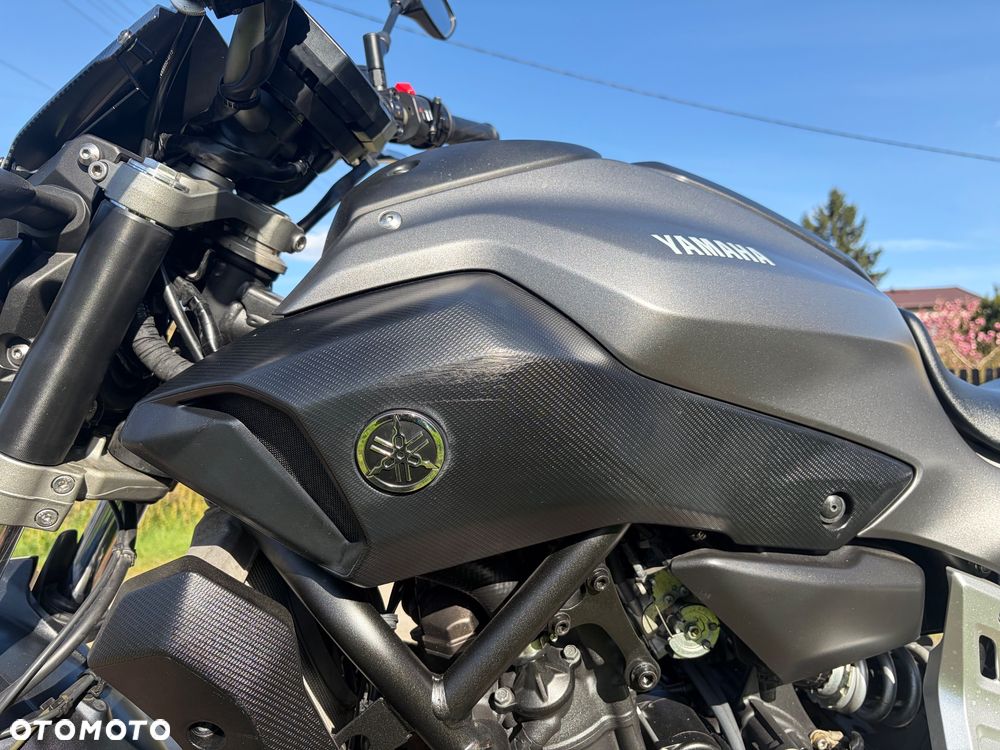 Yamaha MT - 12