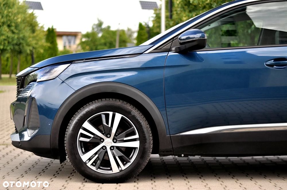 Peugeot 3008 1.2 PureTech Allure S&S EAT8 - 8
