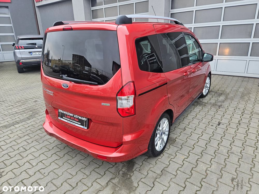 Ford Tourneo Courier 1.0 EcoBoost Titanium - 24