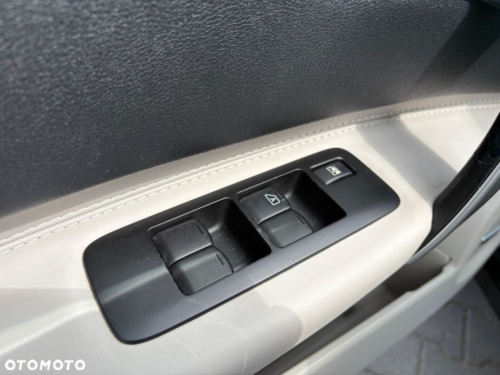 Nissan Qashqai 2.0 tekna - 15