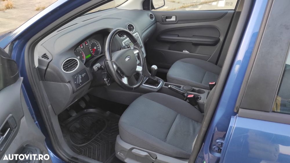 Ford Focus - 15