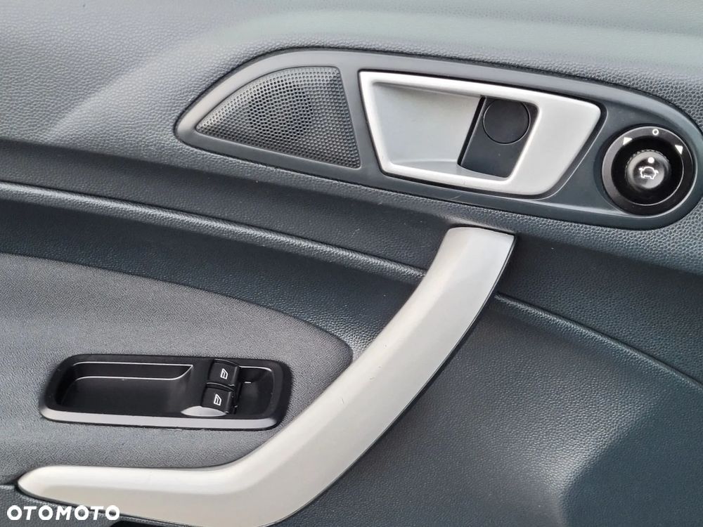 Ford Fiesta 1.25 Trend EU5 - 24