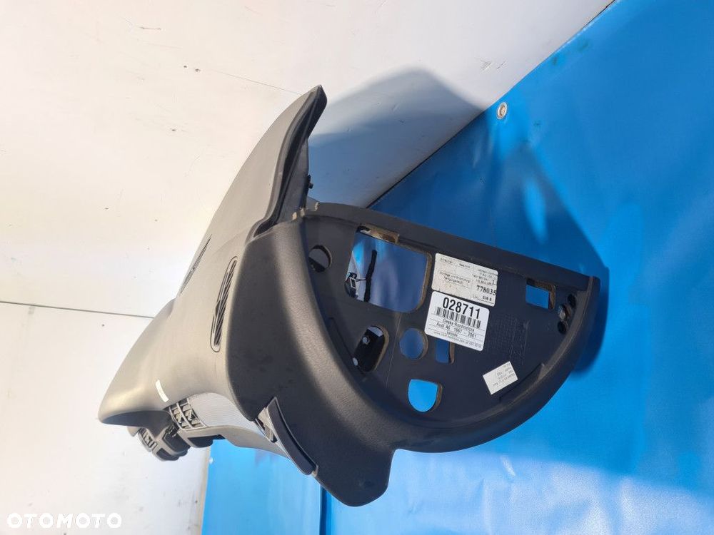 DESKA ROZDZIELCZA  AUDI A6 C5 - 6