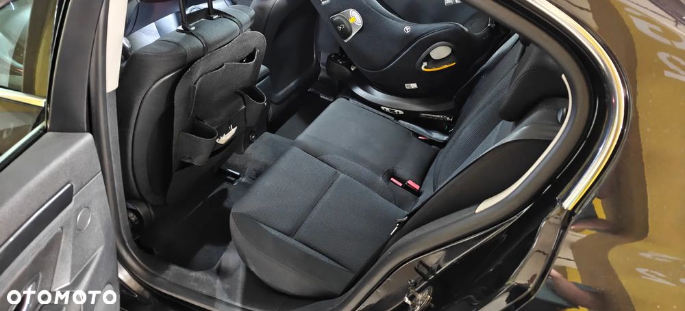 Renault Laguna 2.0 Authentique - 4