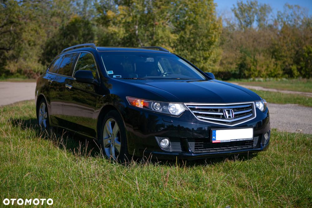 Honda Accord - 2