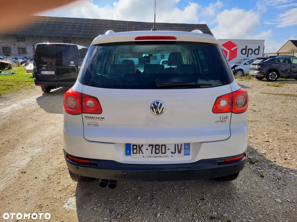 Volkswagen Tiguan - 8