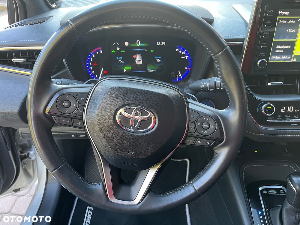 Toyota Corolla 2.0 Hybrid Executive - 34