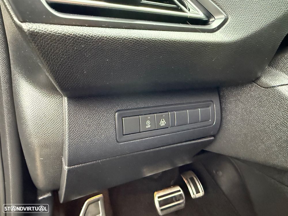 Peugeot 308 SW BlueHDi 130 EAT8 Stop & Start GT - 33