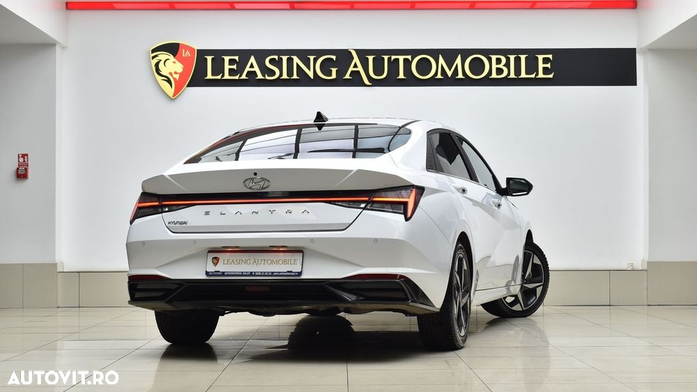 Hyundai Elantra 1.6 l 123 CP 6MT Exclusive - 4