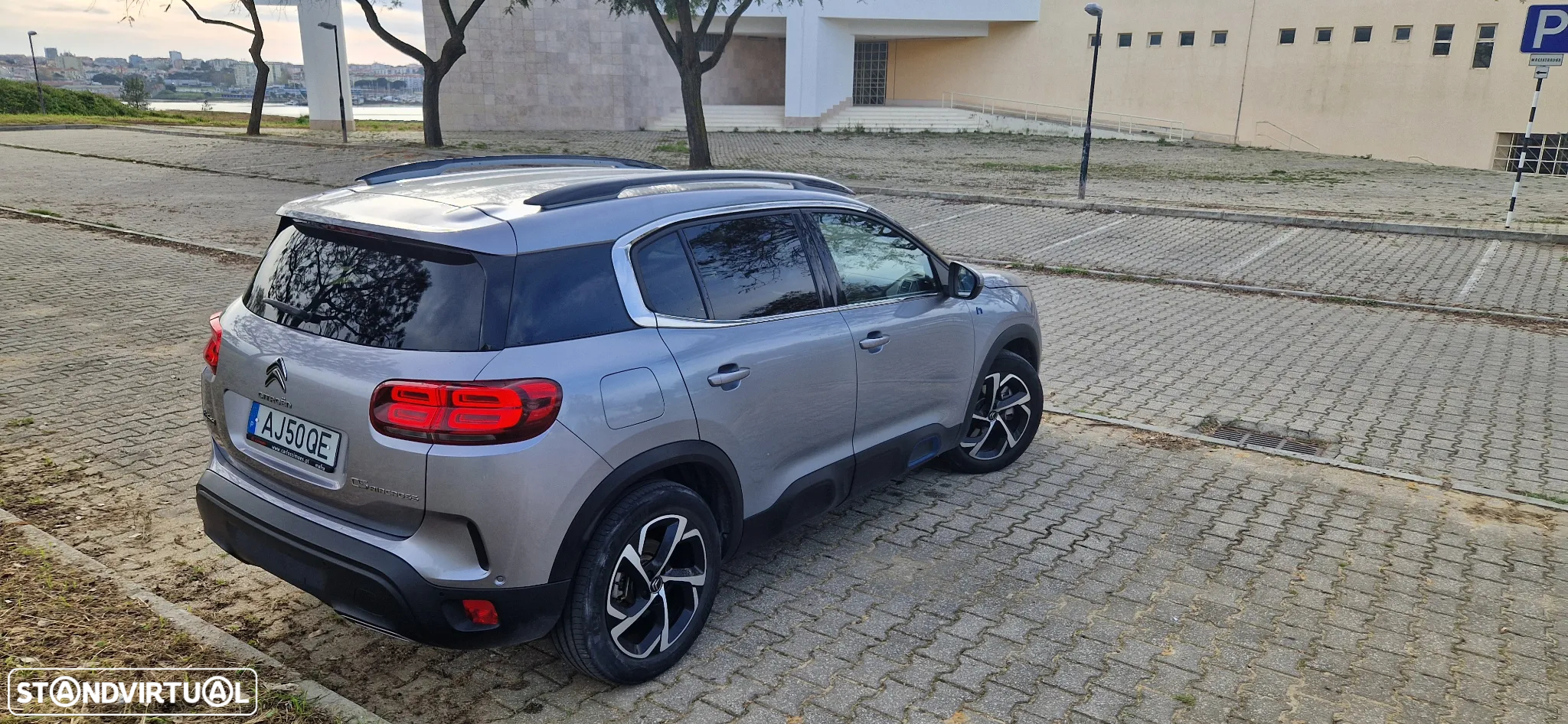 Citroën C5 Aircross 1.6 Hybrid Shine e-EAT8 - 5