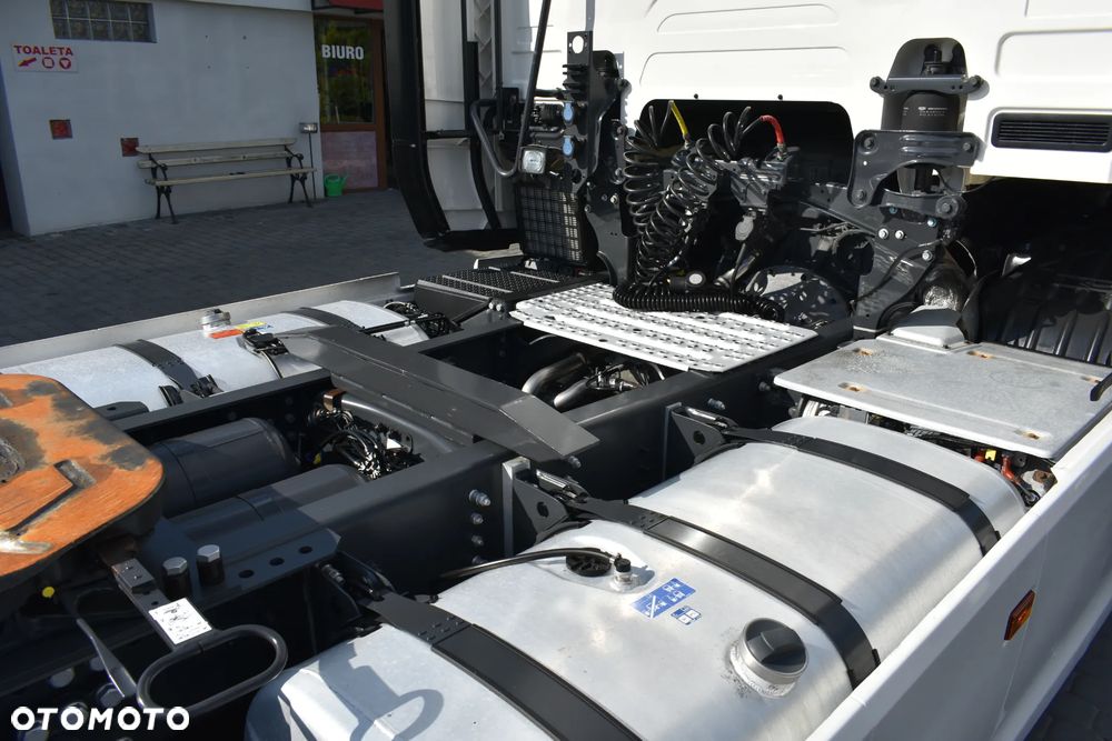 Scania R460 // BARDZO MAŁY PRZBIEG // NAVI  // VIRTUAL COCKPIT // FULL LED // LOW DECK // KLIMA POSTOJOWA // ZABUDOWY // - 23