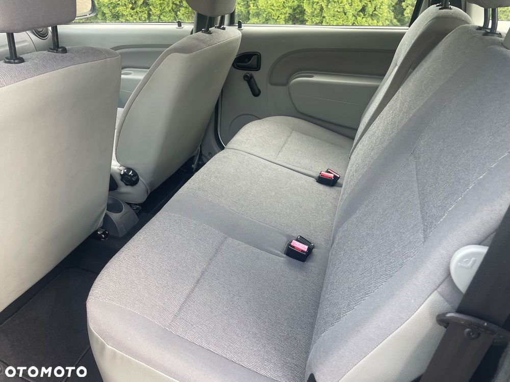 Dacia Logan 1.6 Ambiance - 21