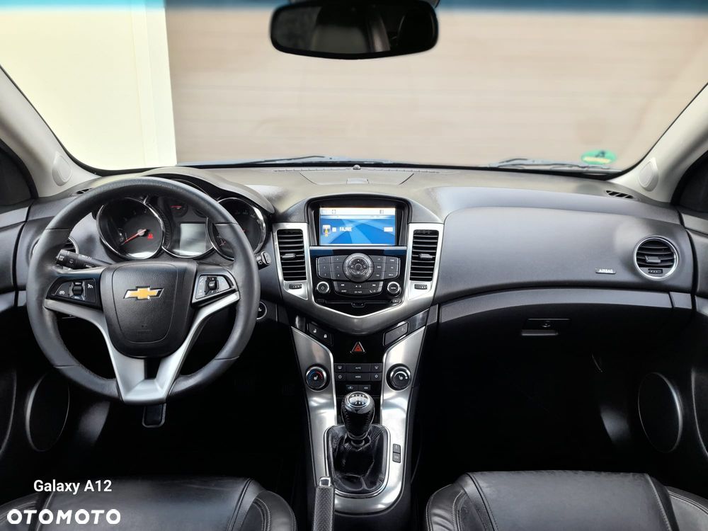 Chevrolet Cruze 1.4 T LTZ - 10