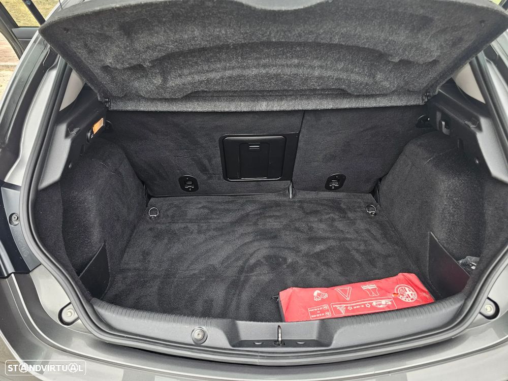 Alfa Romeo Giulietta 2.0 JTDM Exclusive TCT - 16