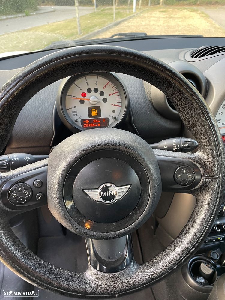 MINI Countryman One D - 7