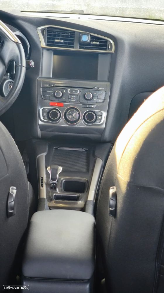 Citroën C4 e-HDi 115 ETG6 Business Class - 18