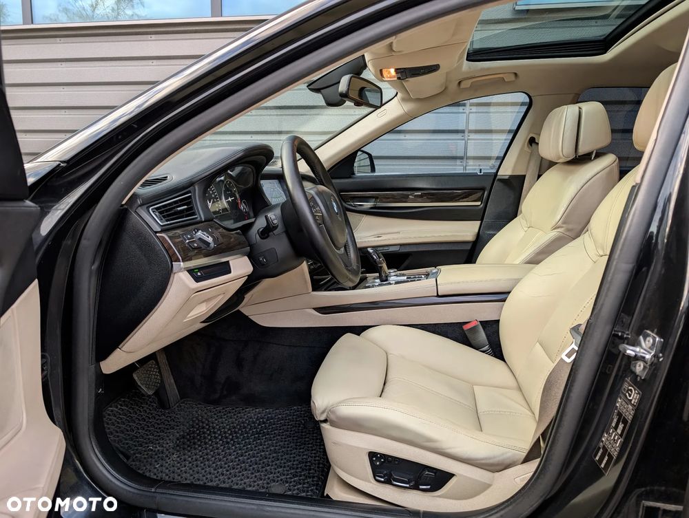 BMW Seria 7 730d - 15