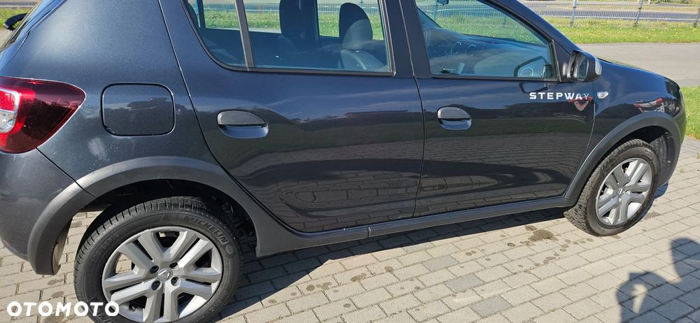 Dacia Sandero - 16