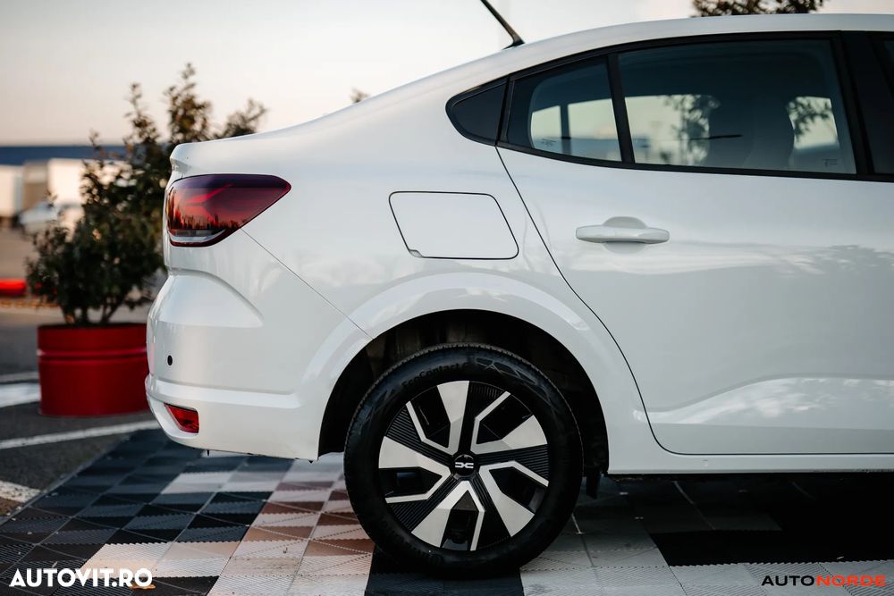 Dacia Logan TCe 90 MT6 Expression - 8