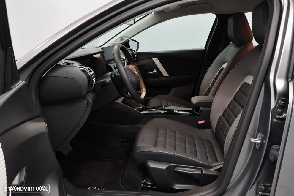 Citroën C4 X 1.2 Hybrid Plus e-DSC6 - 23