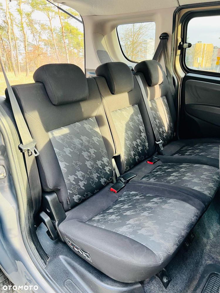 Opel Combo - 9