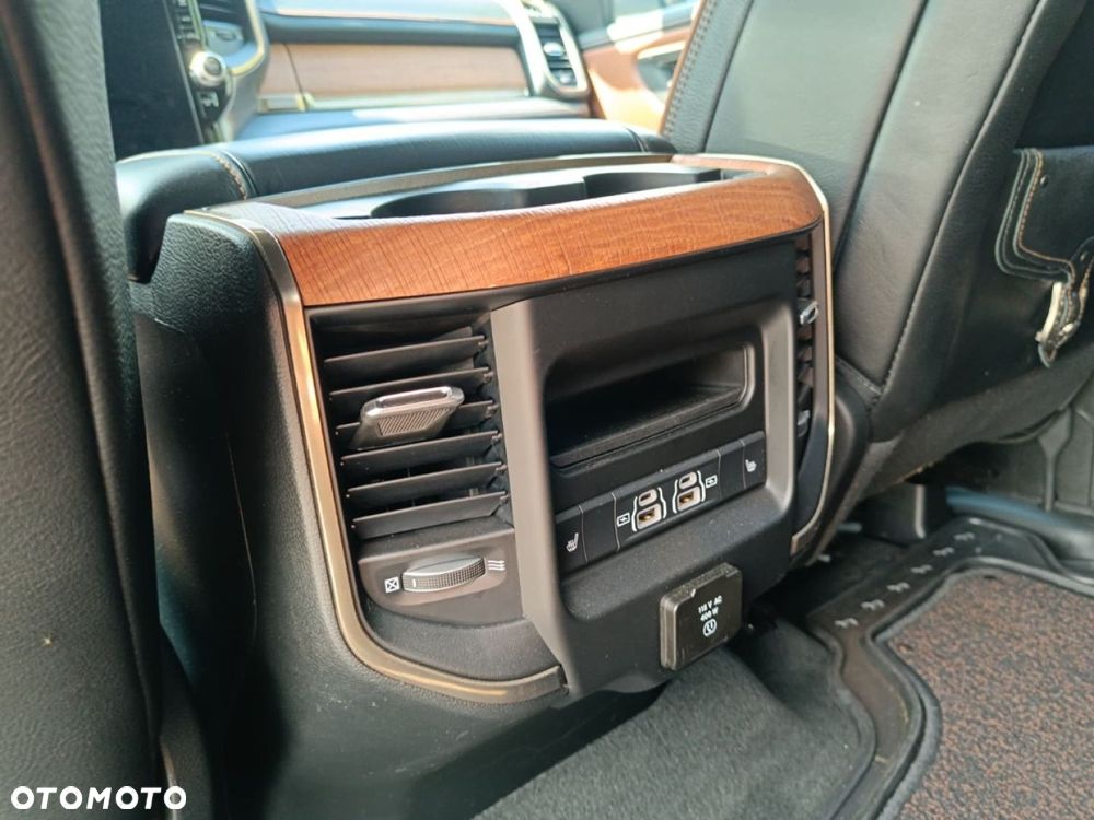 RAM 1500 - 29