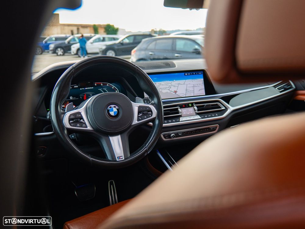 BMW X7 M50d - 34